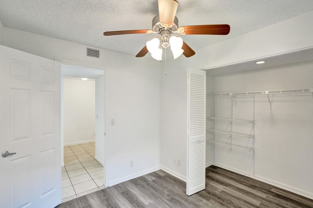 For Sale: $248,981 (2 beds, 2 baths, 996 Square Feet)