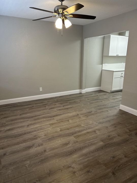 For Rent: $1,700 (1 beds, 1 baths, 600 Square Feet)