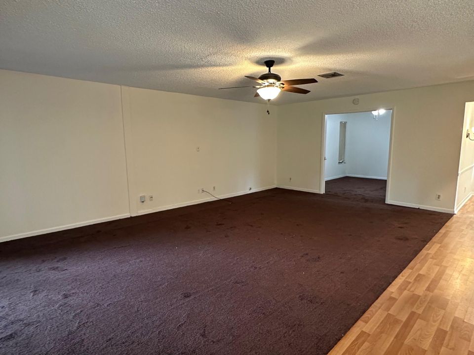 For Rent: $2,850 (3 beds, 2 baths, 1461 Square Feet)