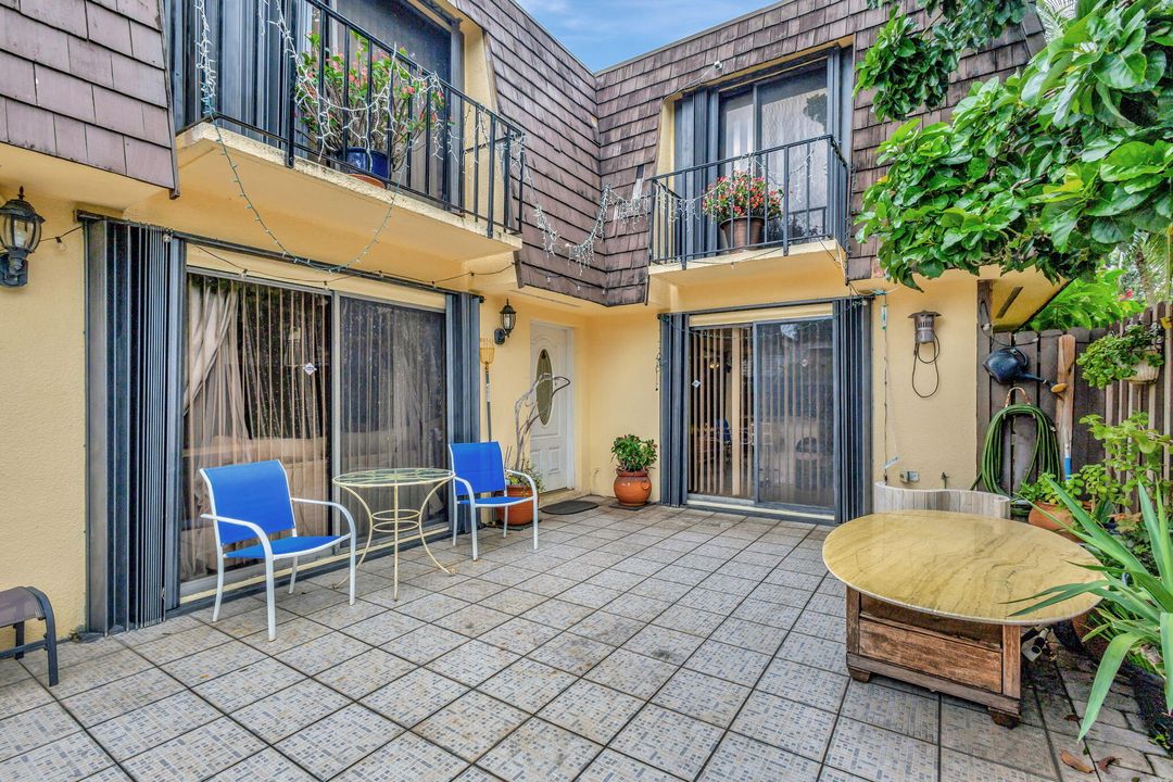 En Venta: $310,000 (2 camas, 2 baños, 1232 Pies cuadrados)