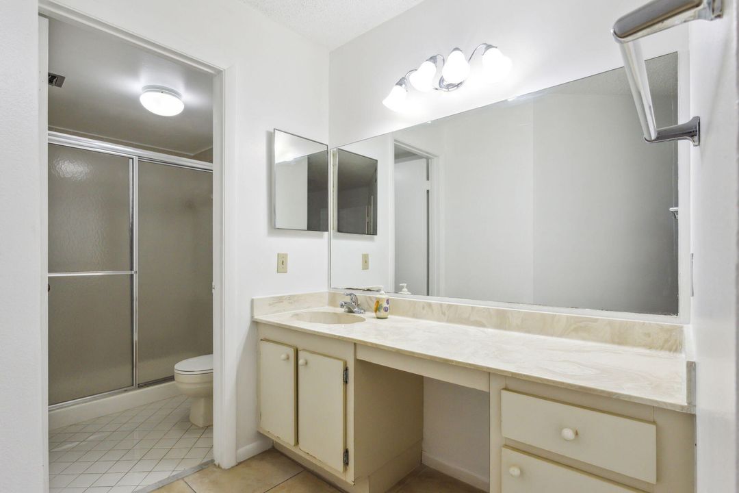 For Sale: $174,995 (2 beds, 2 baths, 1059 Square Feet)