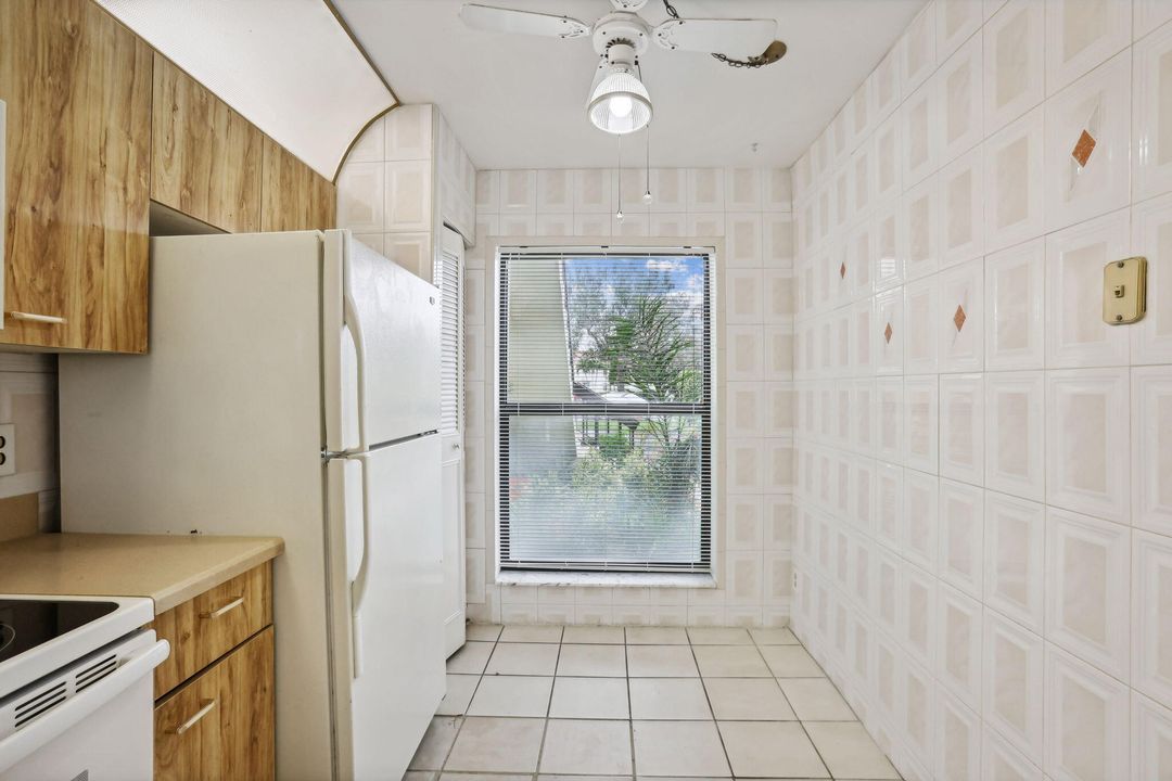 For Sale: $174,995 (2 beds, 2 baths, 1059 Square Feet)