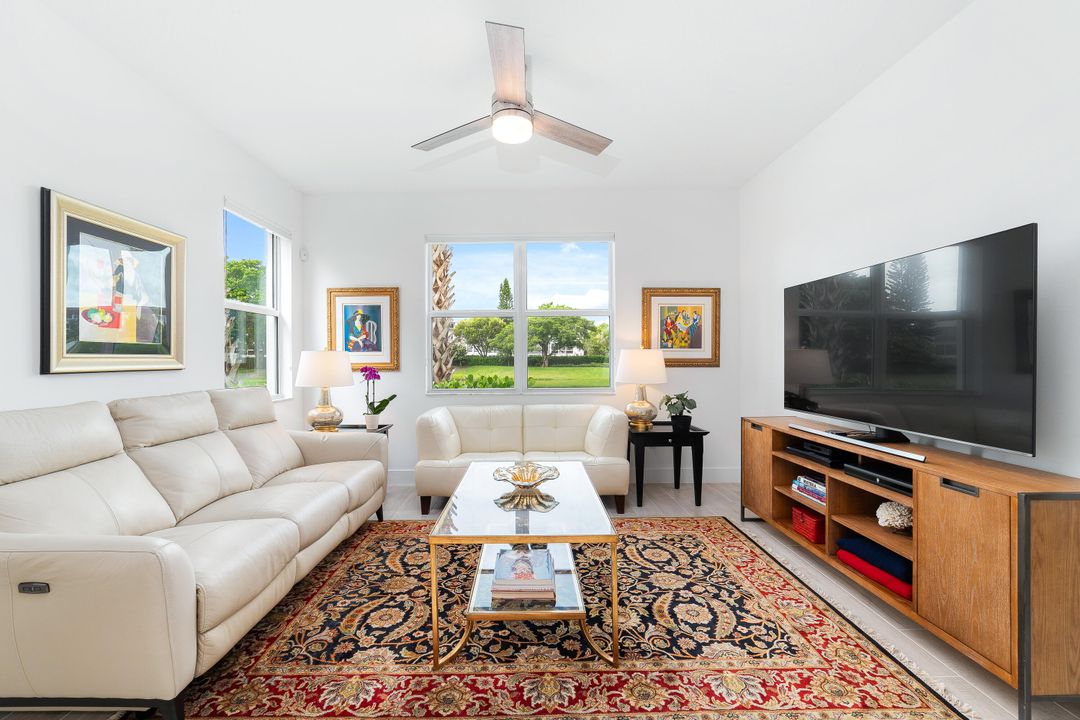 For Sale: $685,000 (3 beds, 2 baths, 1850 Square Feet)