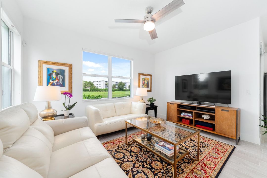 For Sale: $685,000 (3 beds, 2 baths, 1850 Square Feet)