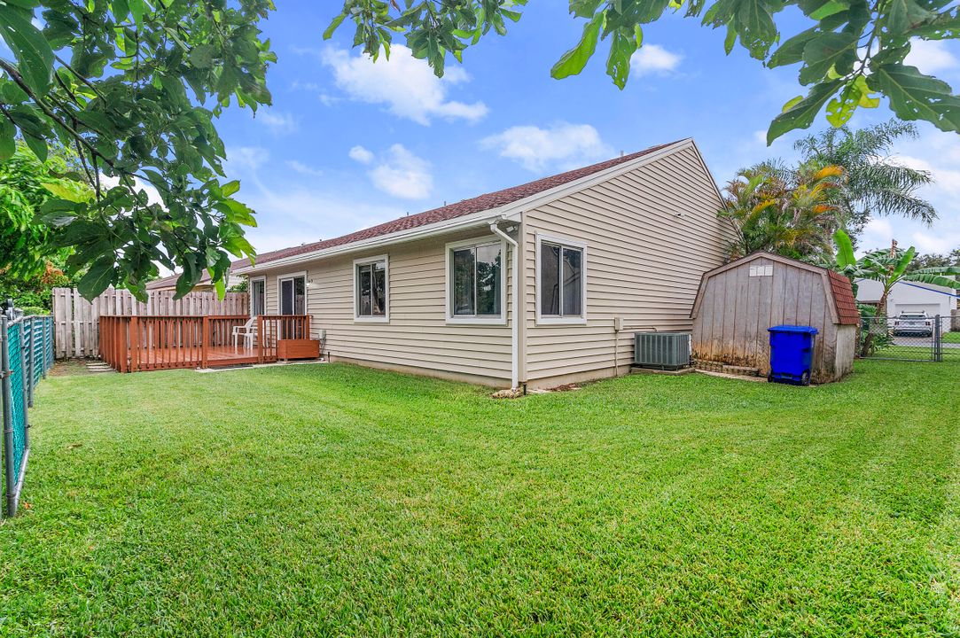 For Sale: $525,000 (3 beds, 2 baths, 1347 Square Feet)