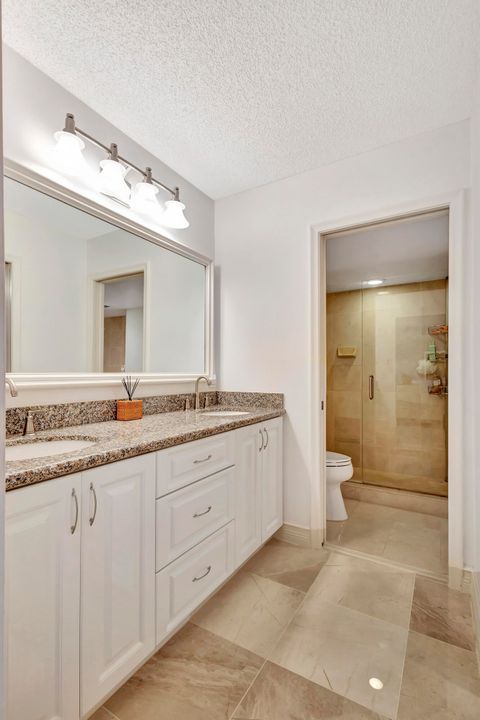 For Sale: $839,900 (2 beds, 2 baths, 1721 Square Feet)