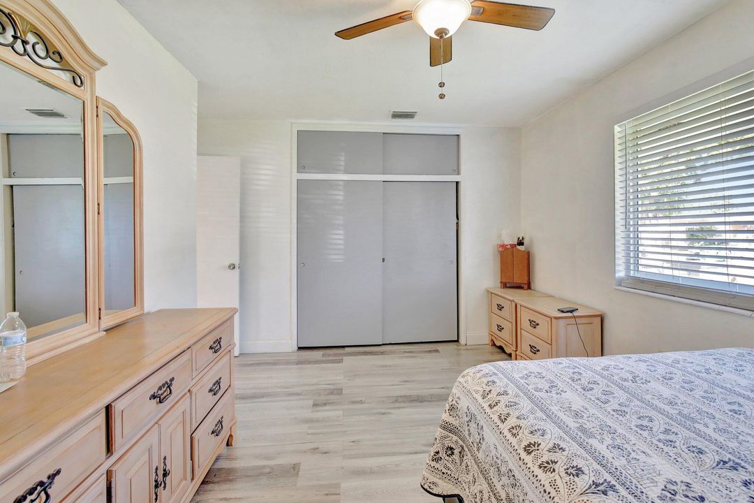 For Sale: $465,000 (2 beds, 1 baths, 975 Square Feet)