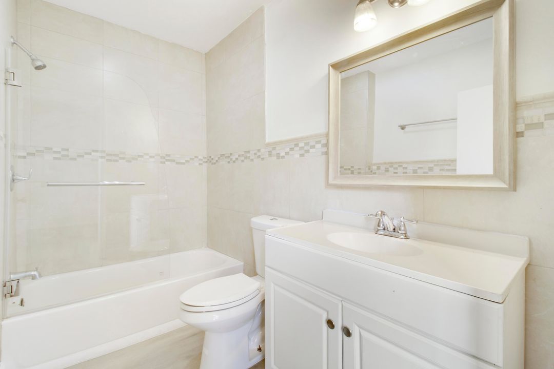 For Sale: $699,900 (4 beds, 2 baths, 1592 Square Feet)