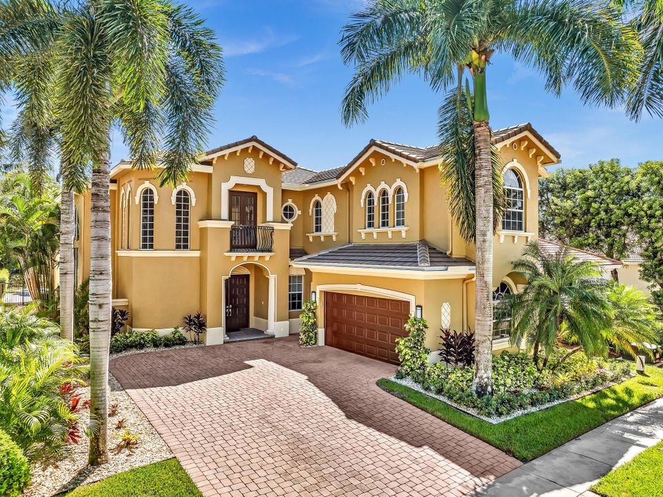 For Sale: $1,900,000 (4 beds, 4 baths, 4185 Square Feet)