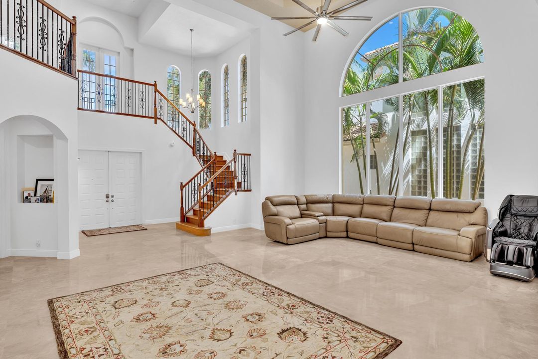 For Sale: $1,900,000 (4 beds, 4 baths, 4185 Square Feet)