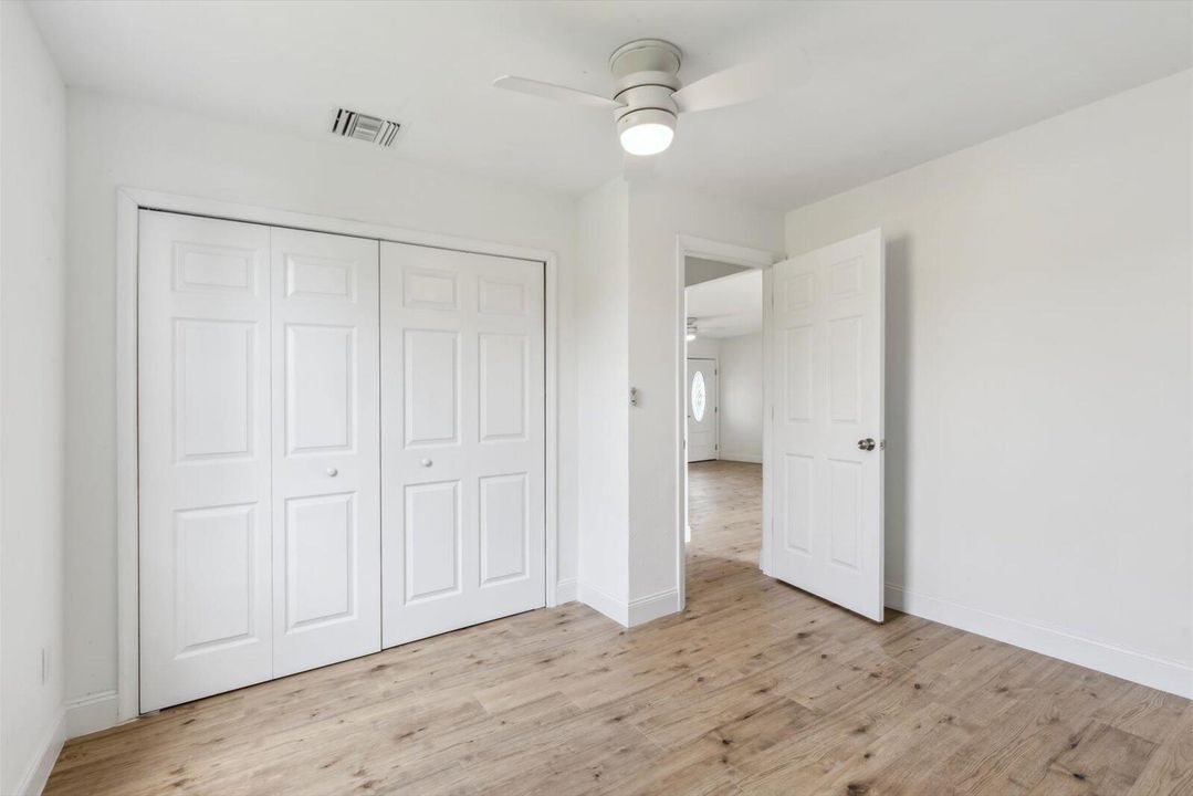 For Sale: $335,000 (3 beds, 2 baths, 1344 Square Feet)