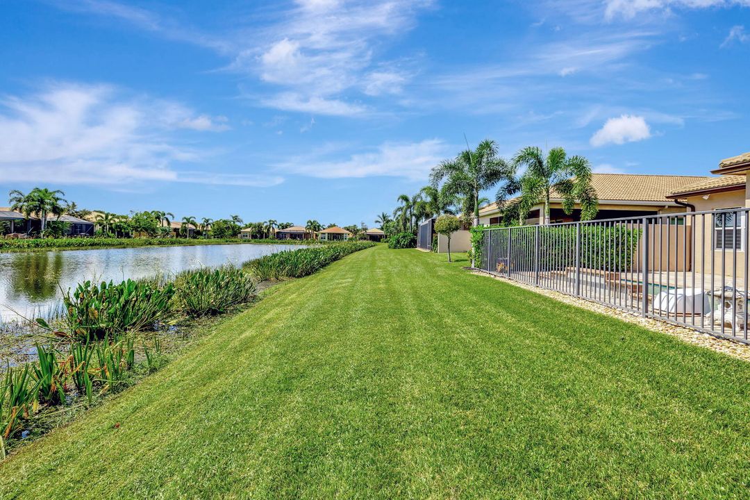 For Sale: $1,050,000 (3 beds, 2 baths, 2258 Square Feet)