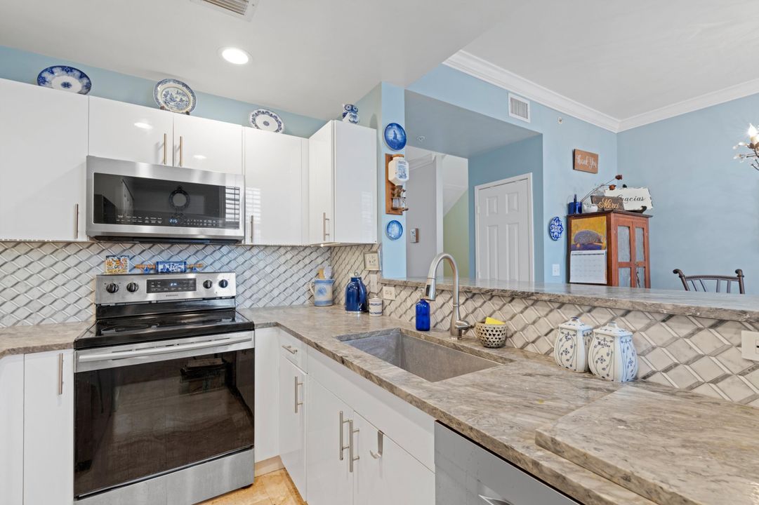 For Sale: $1,190,000 (3 beds, 2 baths, 1603 Square Feet)