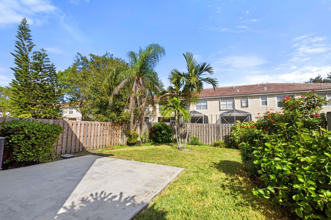 For Sale: $425,000 (3 beds, 2 baths, 1502 Square Feet)