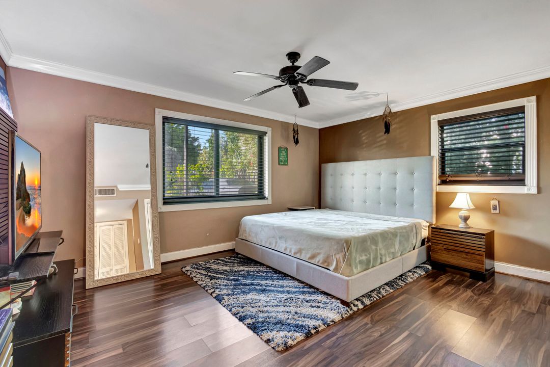 For Sale: $365,000 (2 beds, 2 baths, 1160 Square Feet)