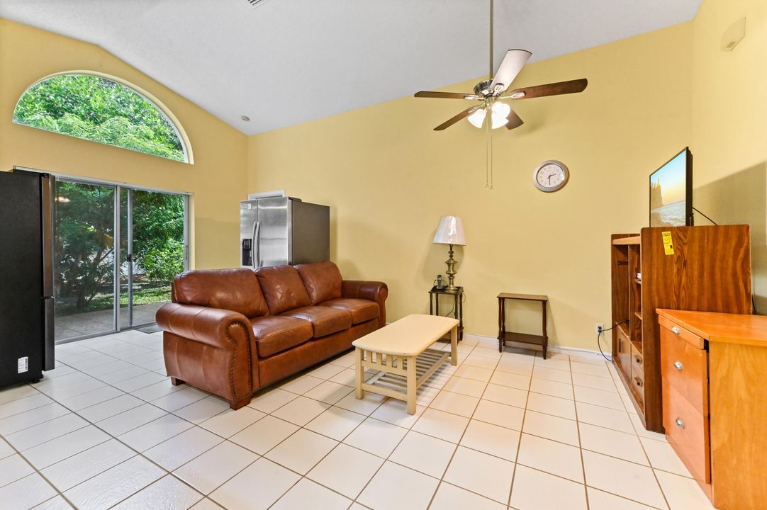 For Sale: $499,990 (3 beds, 2 baths, 1412 Square Feet)