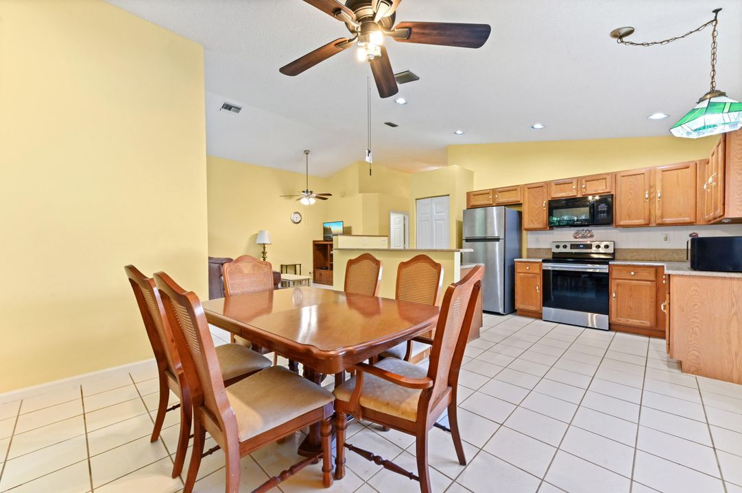 For Sale: $499,990 (3 beds, 2 baths, 1412 Square Feet)