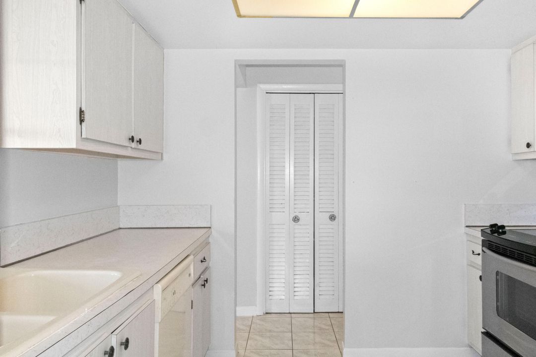 For Rent: $2,500 (2 beds, 2 baths, 1458 Square Feet)