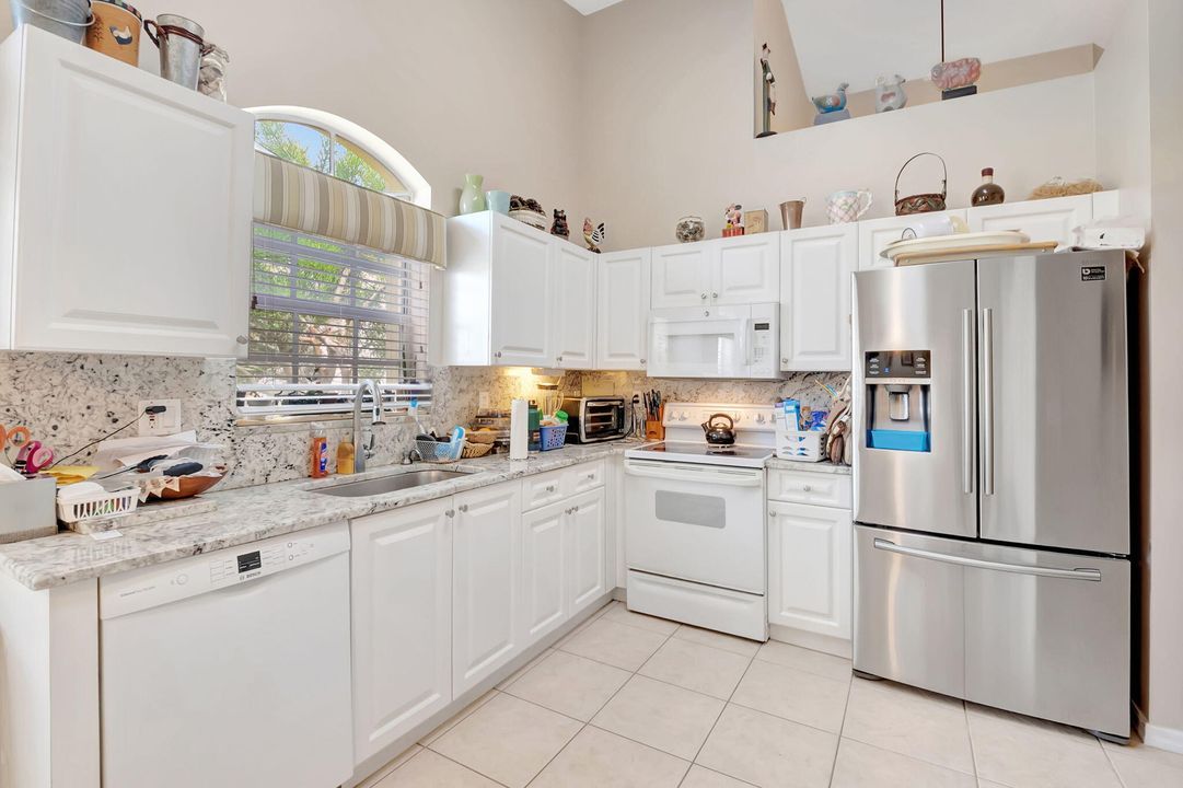 For Sale: $399,000 (2 beds, 2 baths, 1455 Square Feet)