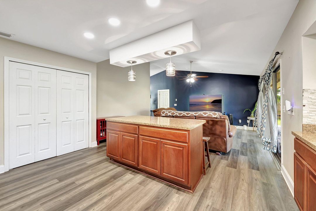 For Sale: $399,000 (3 beds, 2 baths, 1870 Square Feet)