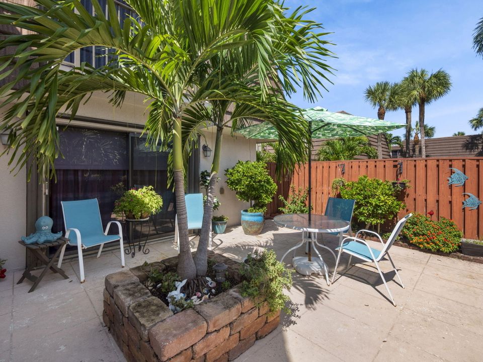 For Sale: $505,000 (2 beds, 2 baths, 1188 Square Feet)