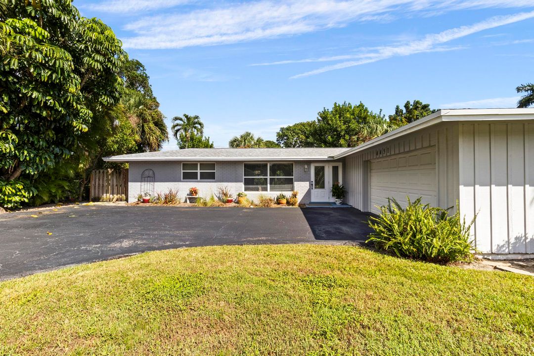 For Sale: $614,900 (3 beds, 2 baths, 1367 Square Feet)