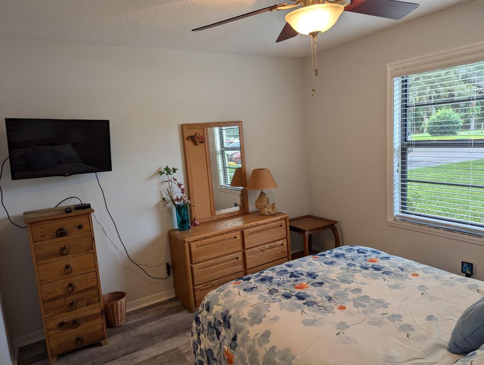 For Rent: $2,500 (2 beds, 2 baths, 1200 Square Feet)