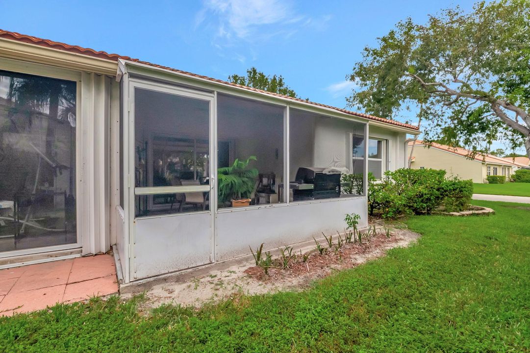 For Sale: $485,000 (3 beds, 2 baths, 1645 Square Feet)