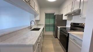 For Rent: $2,295 (2 beds, 2 baths, 770 Square Feet)