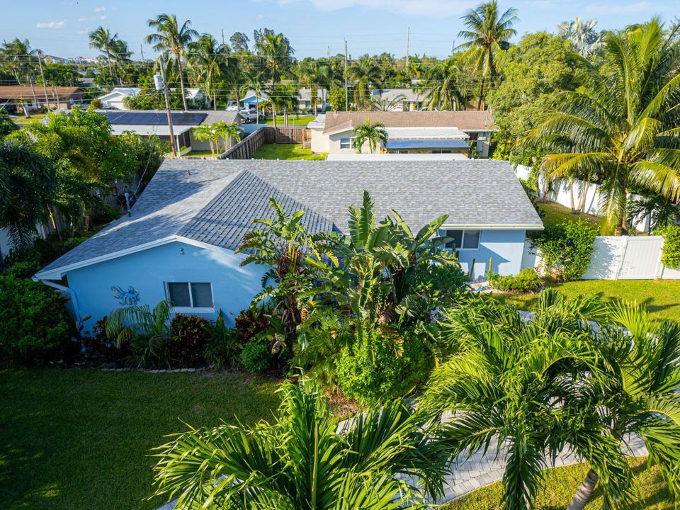 Active With Contract: $525,000 (3 beds, 2 baths, 1691 Square Feet)