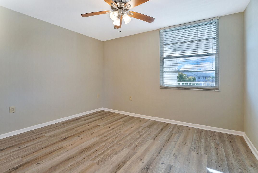 For Rent: $2,600 (2 beds, 2 baths, 1442 Square Feet)