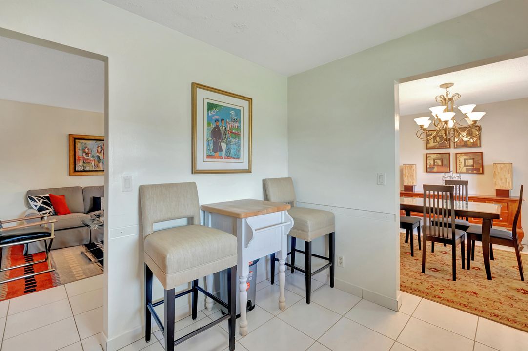 For Sale: $365,000 (2 beds, 2 baths, 1527 Square Feet)