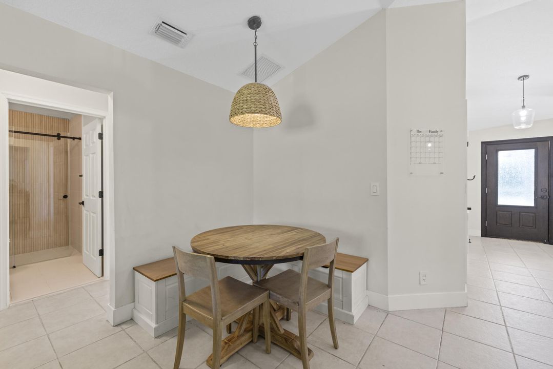 For Sale: $649,000 (3 beds, 2 baths, 1542 Square Feet)