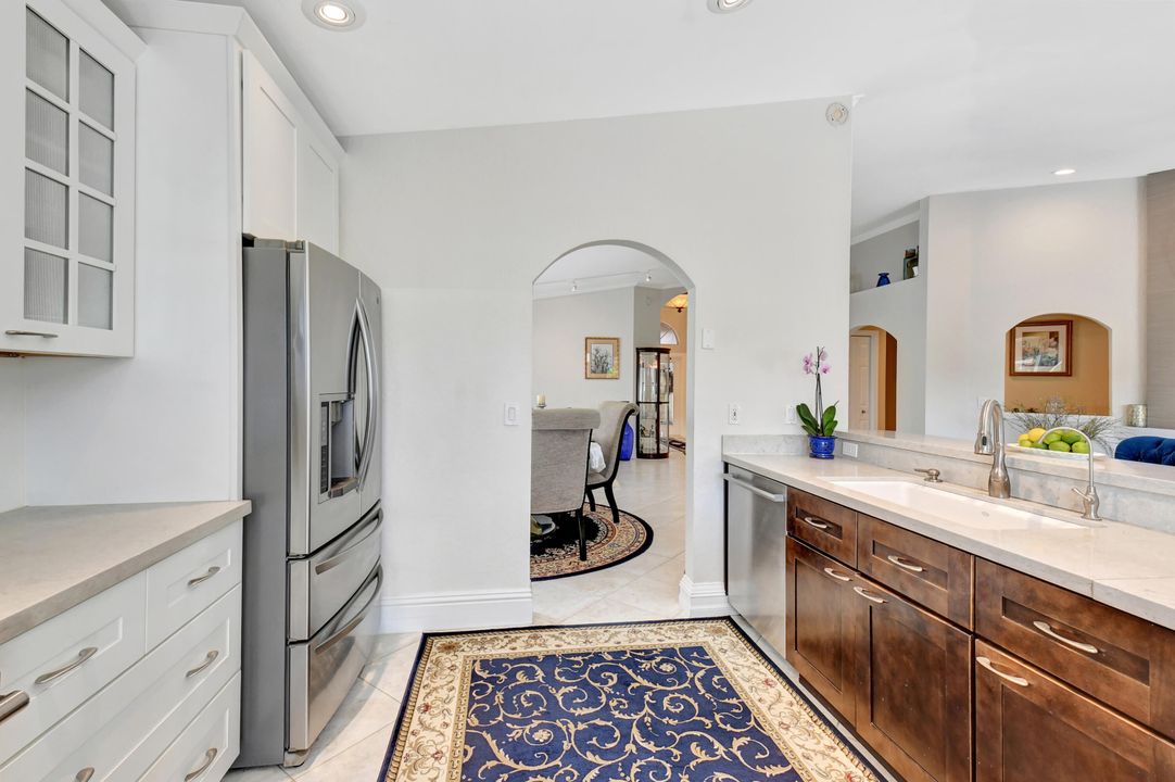 For Sale: $599,000 (3 beds, 2 baths, 1864 Square Feet)