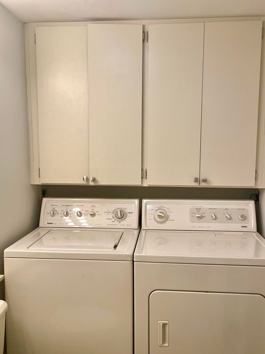 For Rent: $2,700 (2 beds, 2 baths, 1236 Square Feet)