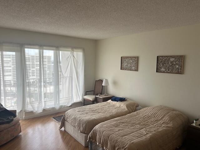 For Rent: $10,000 (2 beds, 2 baths, 1915 Square Feet)