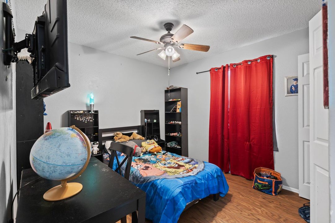 For Sale: $360,000 (3 beds, 2 baths, 1183 Square Feet)