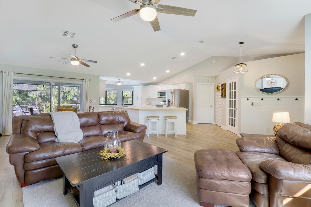 For Sale: $429,900 (3 beds, 2 baths, 1718 Square Feet)