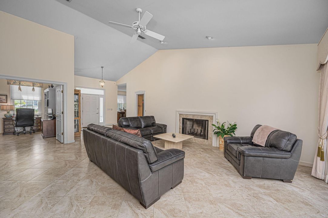 Active With Contract: $449,000 (2 beds, 2 baths, 2355 Square Feet)