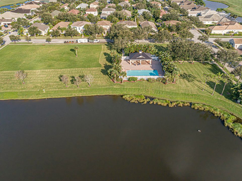 For Sale: $469,000 (3 beds, 2 baths, 2594 Square Feet)