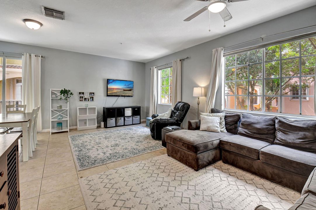 For Sale: $436,500 (3 beds, 2 baths, 1887 Square Feet)