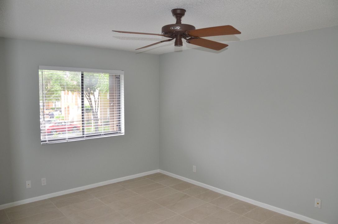 For Rent: $2,200 (2 beds, 2 baths, 1000 Square Feet)