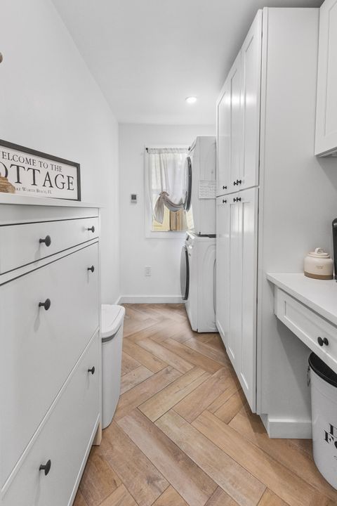 For Sale: $510,000 (2 beds, 2 baths, 1020 Square Feet)