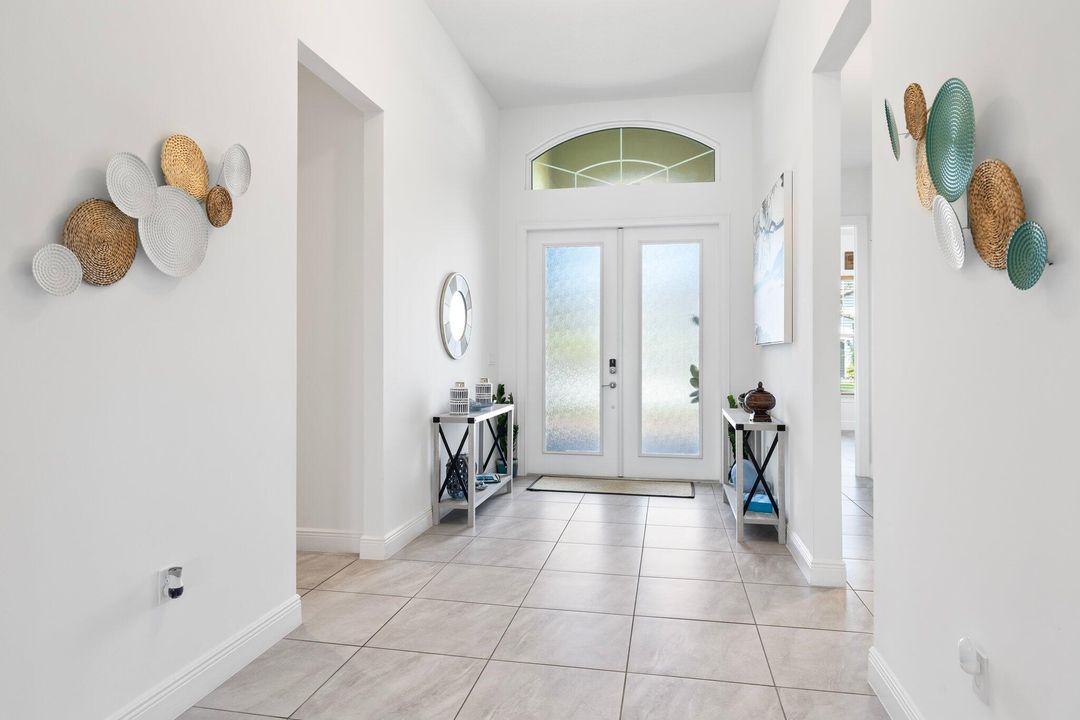 Active With Contract: $1,475,000 (4 beds, 3 baths, 3055 Square Feet)