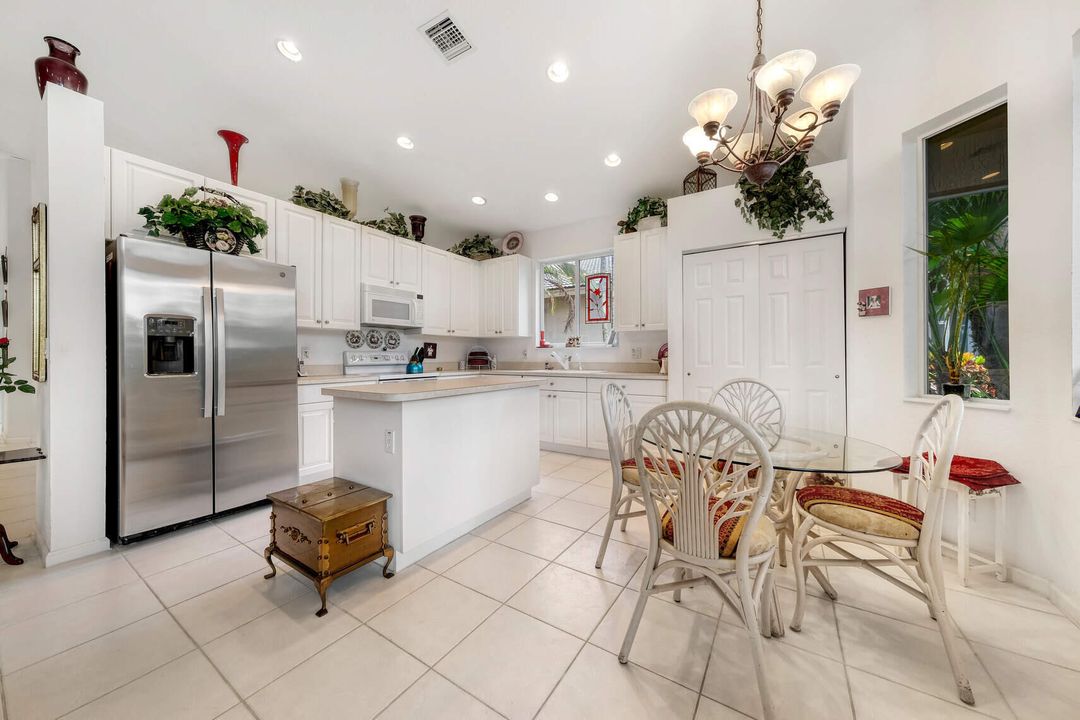 For Sale: $450,000 (3 beds, 2 baths, 2132 Square Feet)