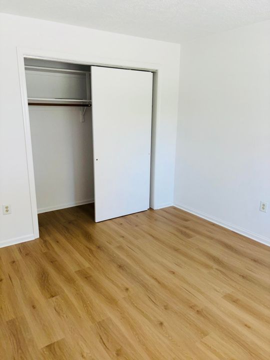 For Rent: $1,800 (1 beds, 1 baths, 620 Square Feet)