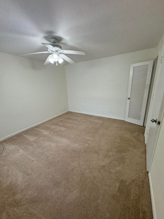 For Rent: $1,800 (1 beds, 1 baths, 608 Square Feet)