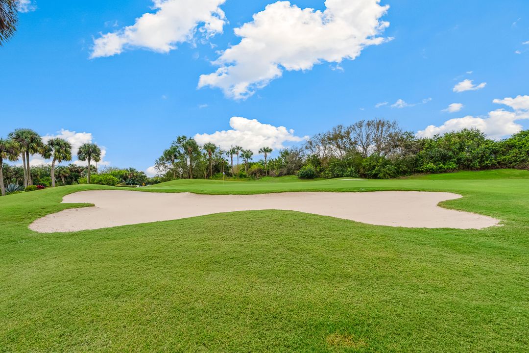 For Sale: $725,000 (2 beds, 2 baths, 2099 Square Feet)