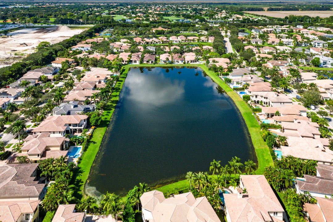 For Sale: $1,999,999 (4 beds, 3 baths, 4273 Square Feet)