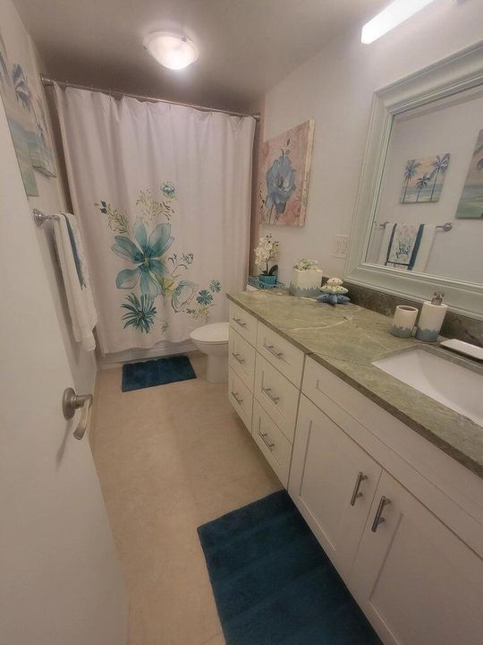 For Rent: $3,950 (2 beds, 2 baths, 1243 Square Feet)